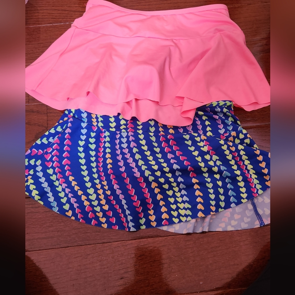 2 Lands End Girls Swim Mini skirts size.7